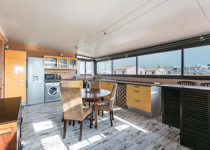 Naturiste Port Venus *